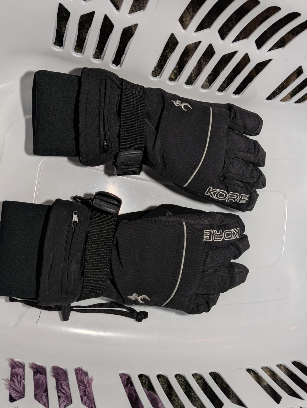 KORE Winter Ski/Snow Gloves Adult M